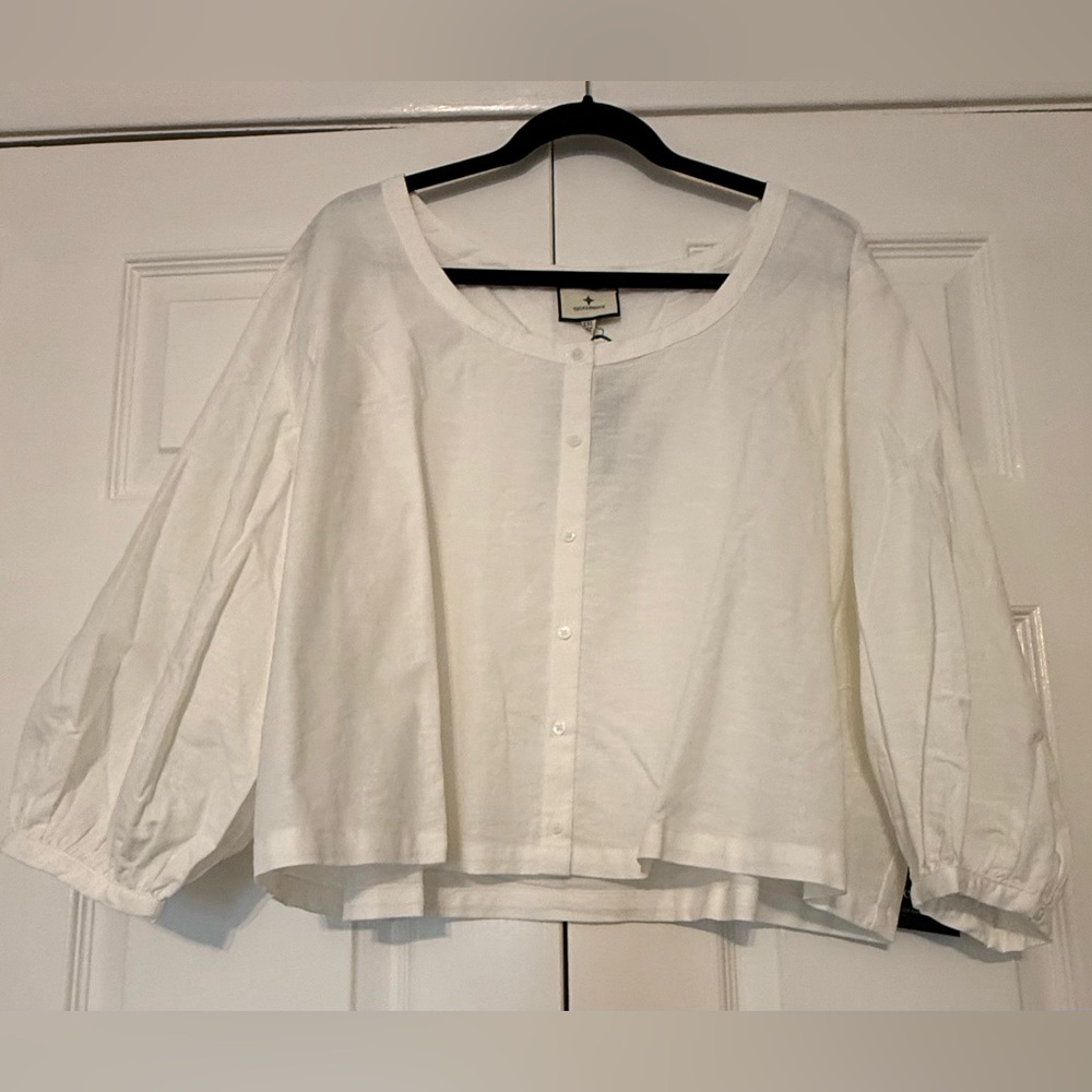 Tuckernuck White Button-Front Linen Blouse